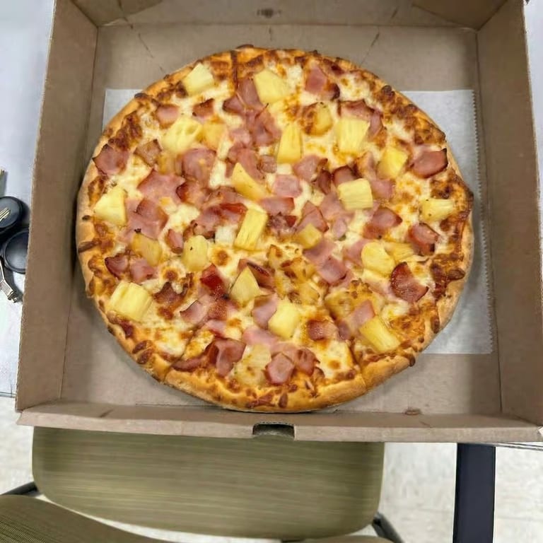 Buffalo Chicken Pizza Delight